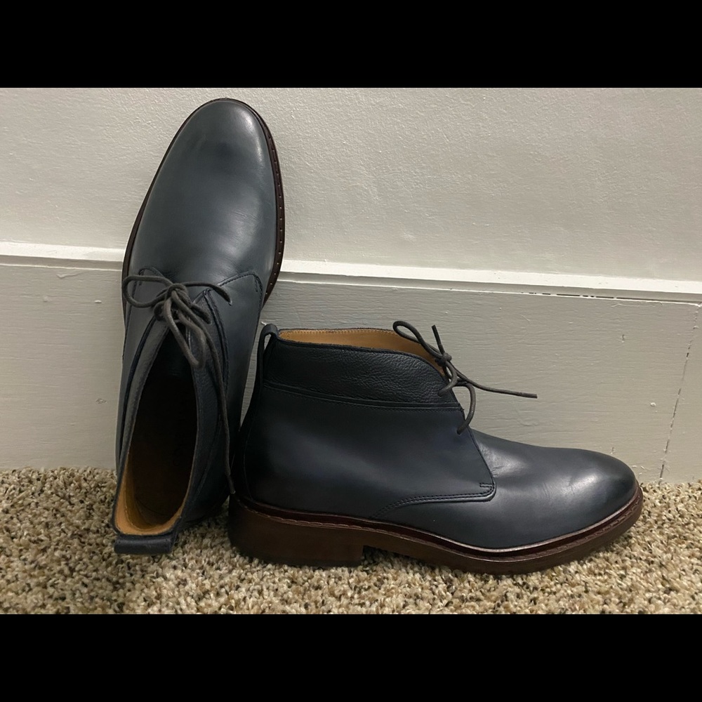 elegant dark blue shoes.
